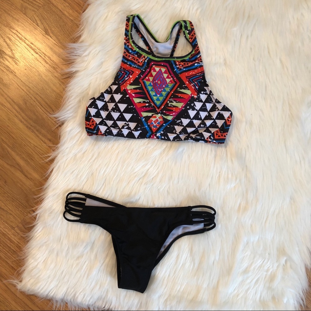 👙 Aztec top with black sexy bottoms Bikini